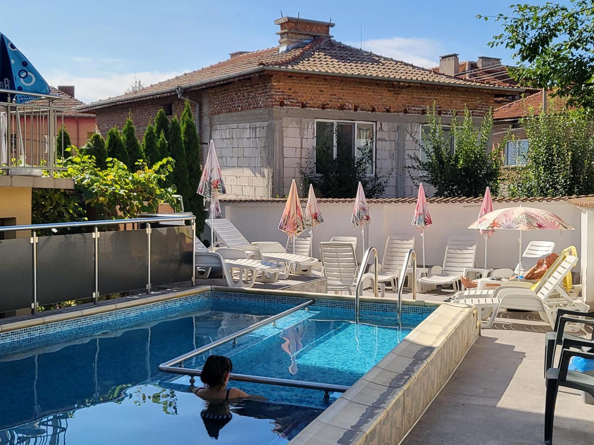 Family Hotel Dalia Velingrad Eksteriør billede