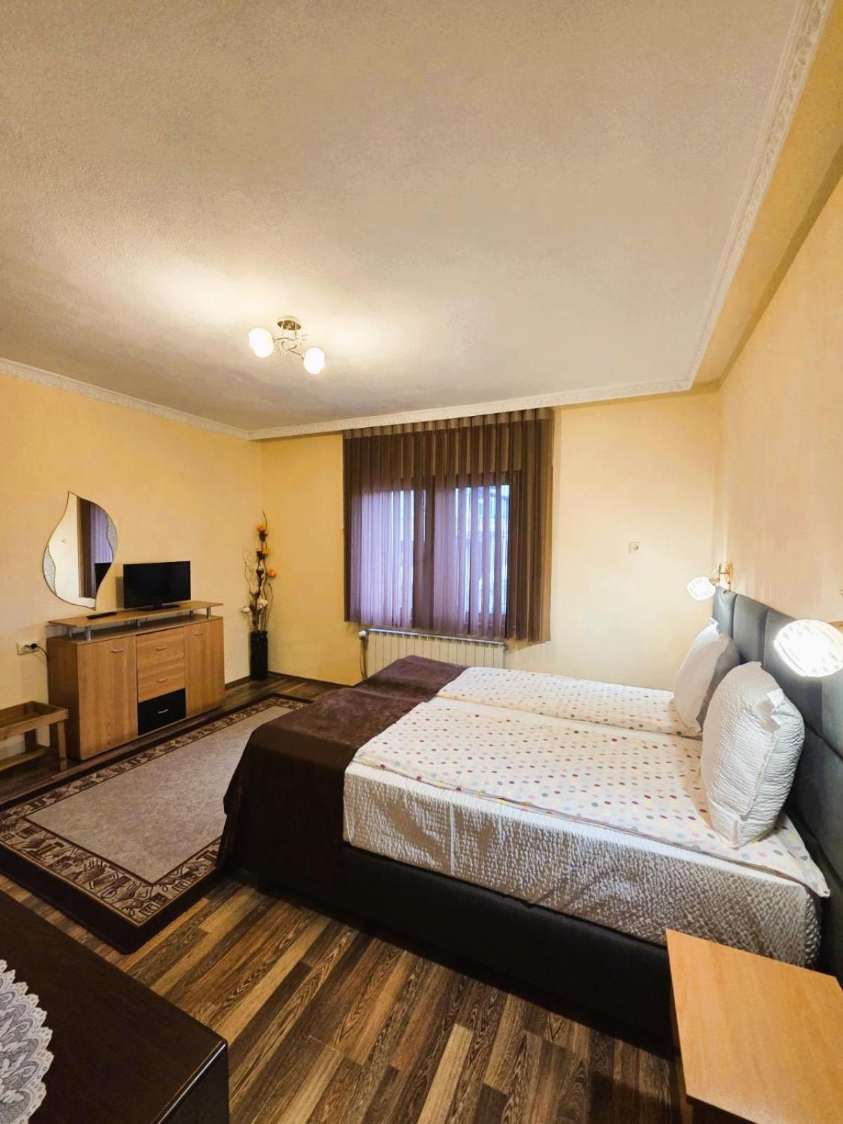 Family Hotel Dalia Velingrad Eksteriør billede